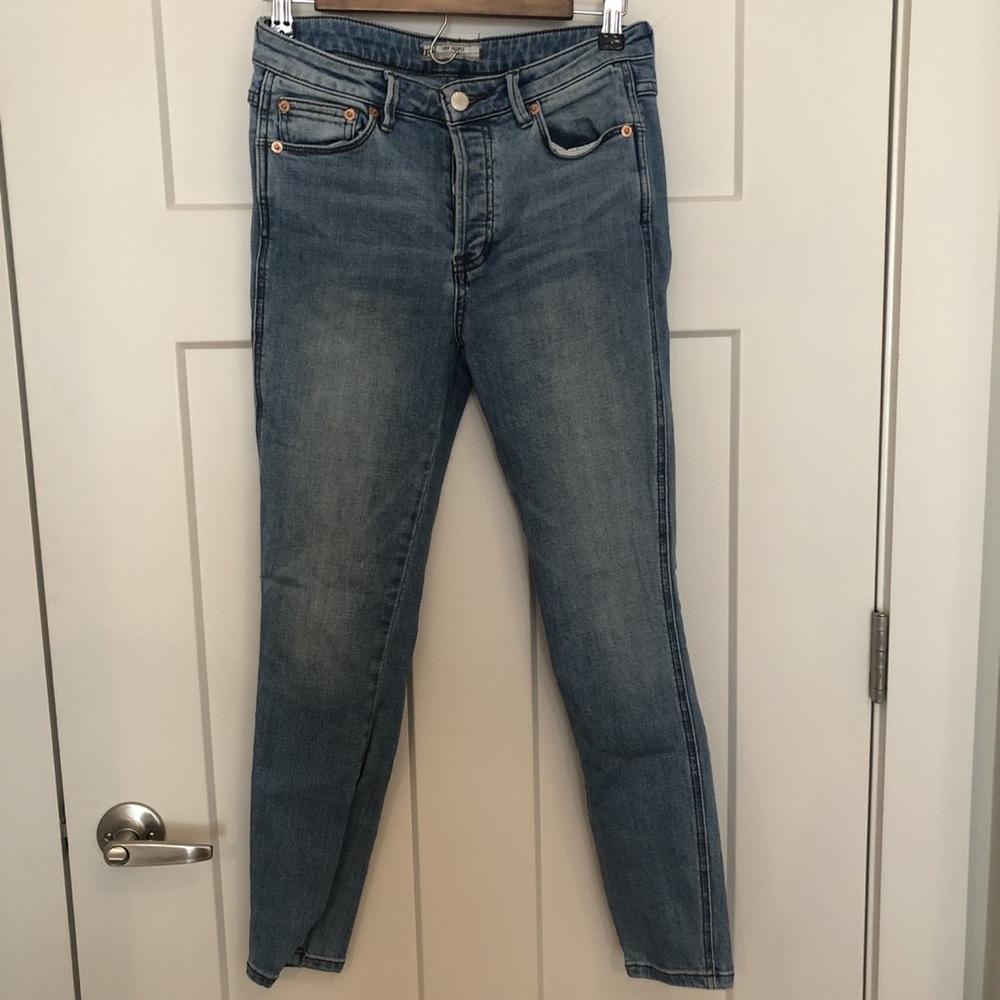 Mid rise skinny jeans